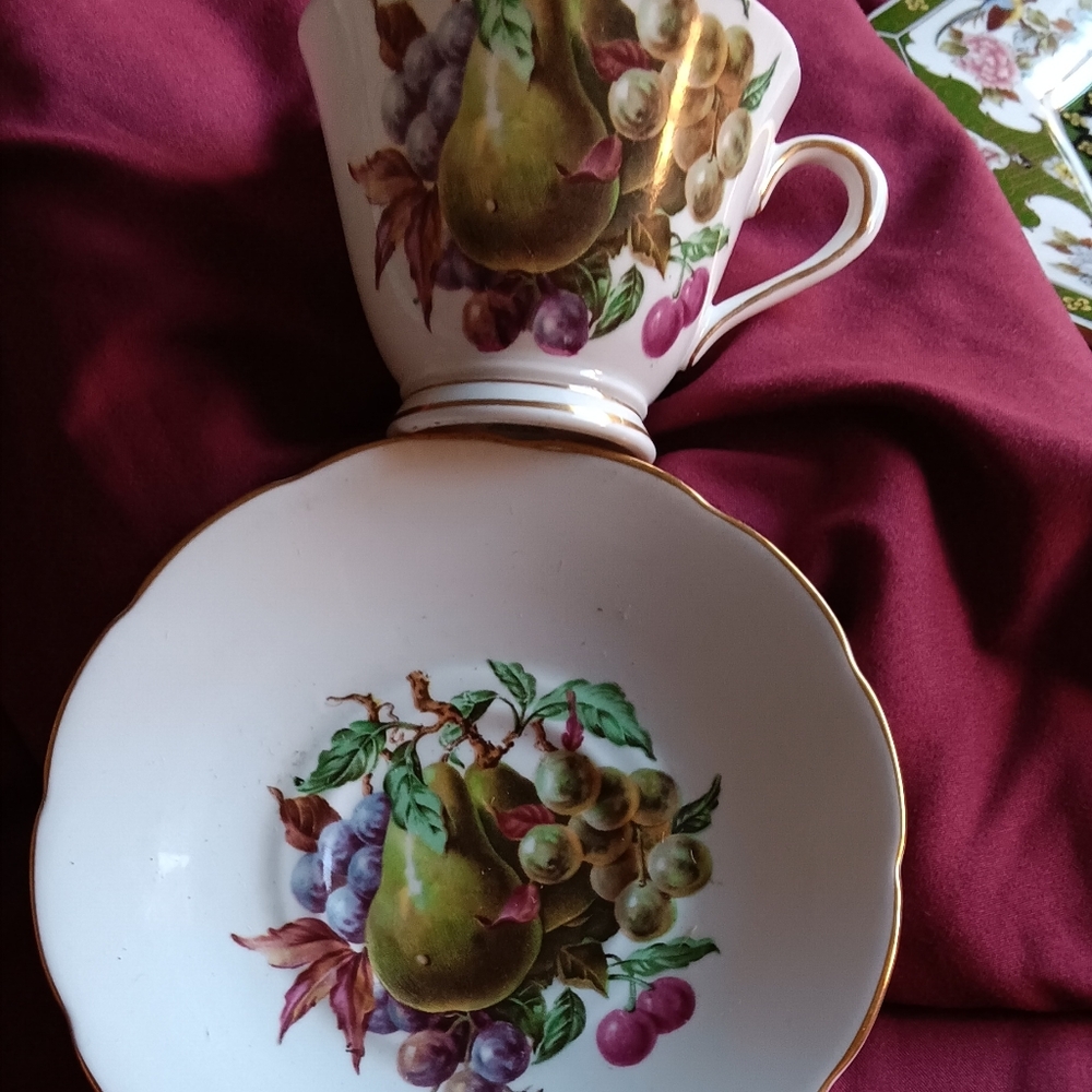 Tea cup & Saucer